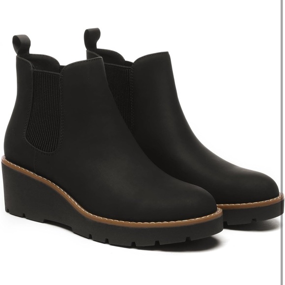 Athlefit Women's Chelsea Wedge Boots Elastic Platform Wedge Ankle Booties - Picture 1 of 5